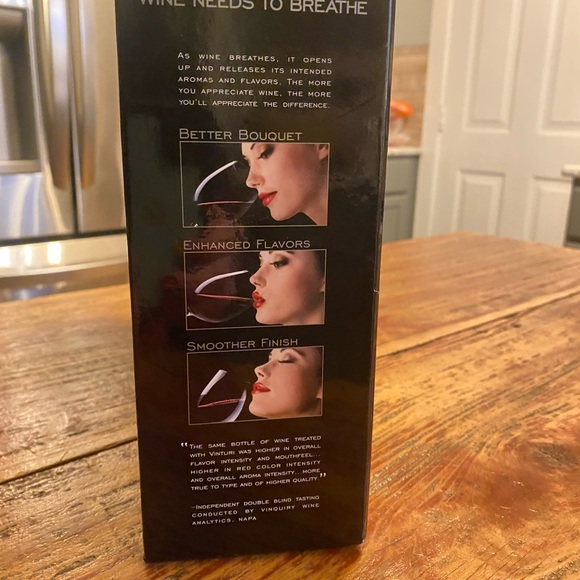 Vinturi Deluxe Red Wine Aerator Set - Picture 11 of 13